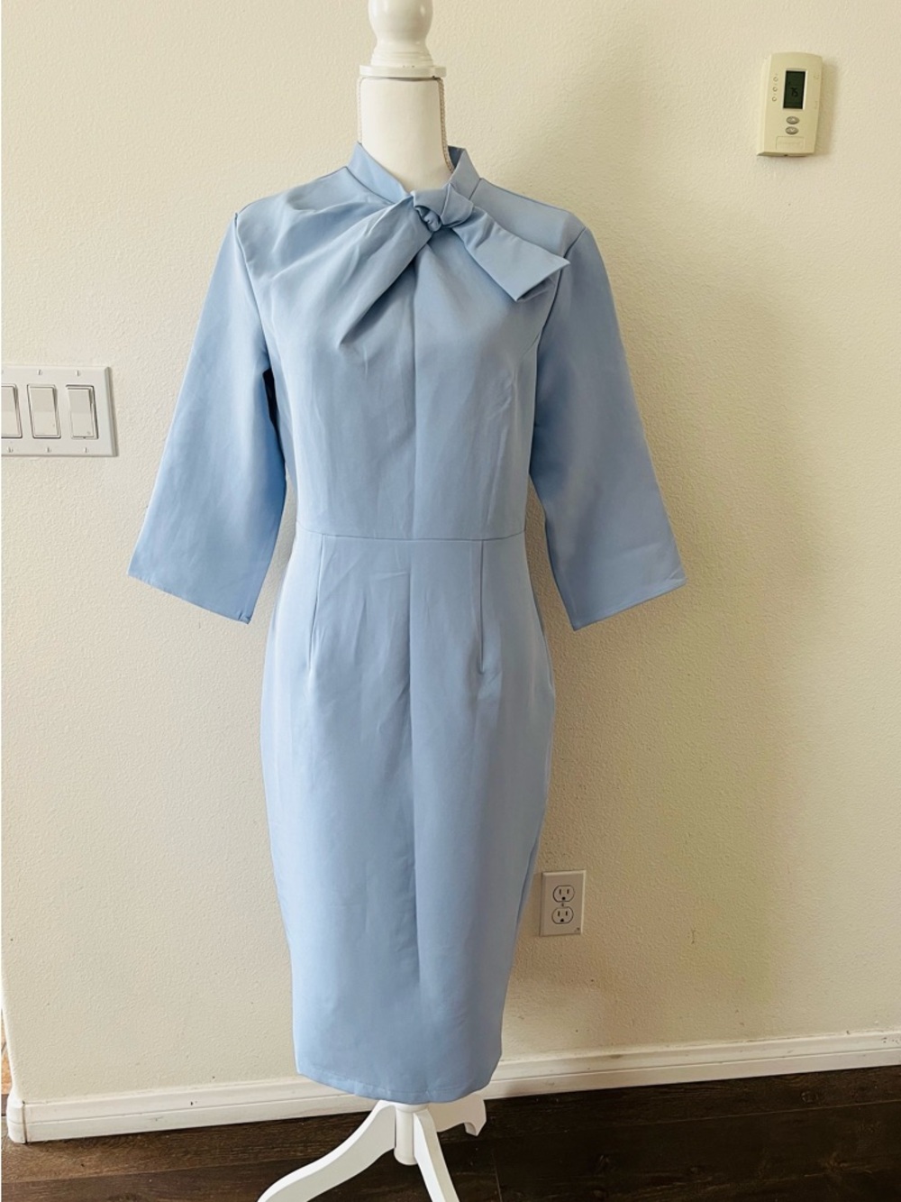 STYLEWE Pastel Blue Tie-Neck Midi Dress